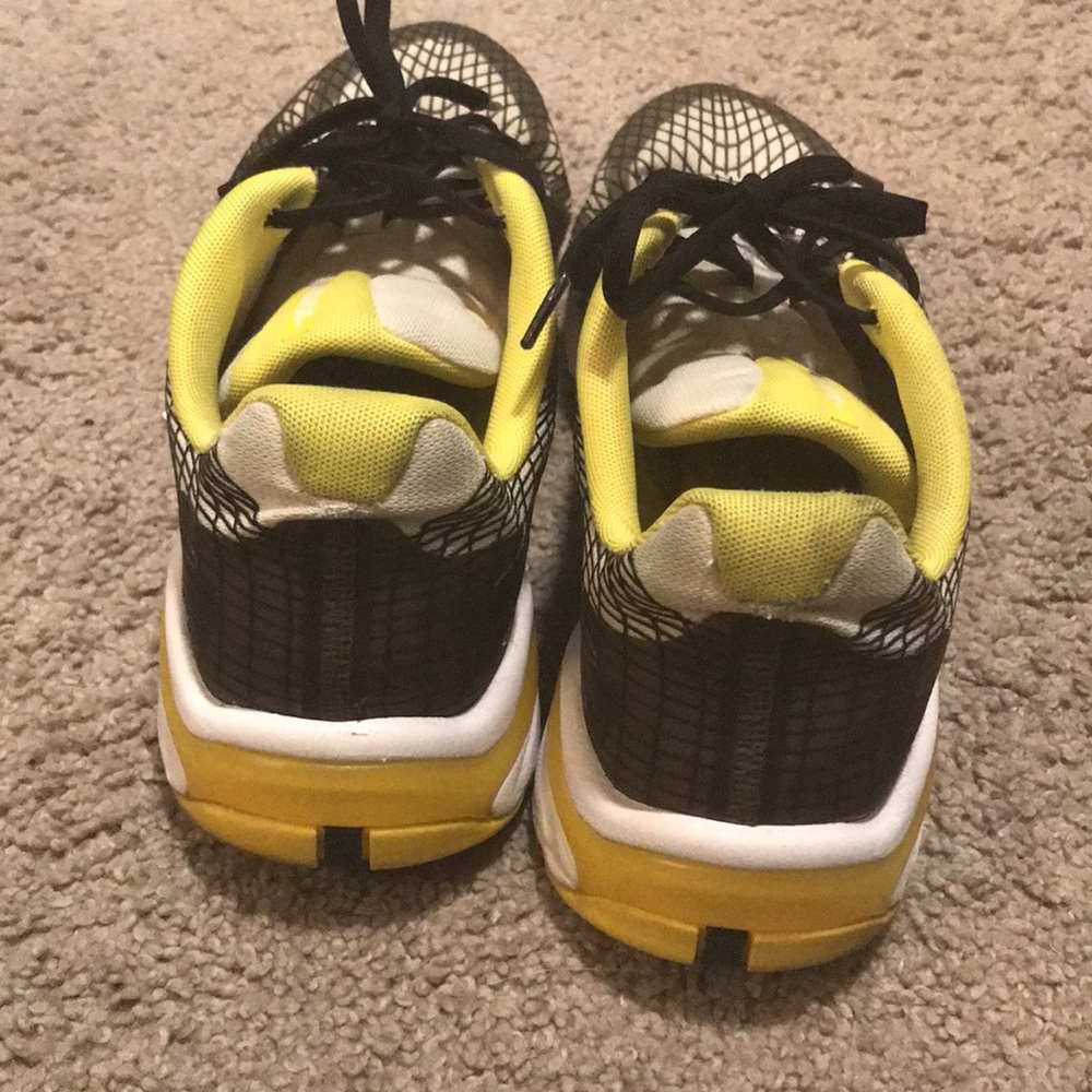 Nike Men's Ghoswift Dynamic Yellow Running Shoes … - image 5